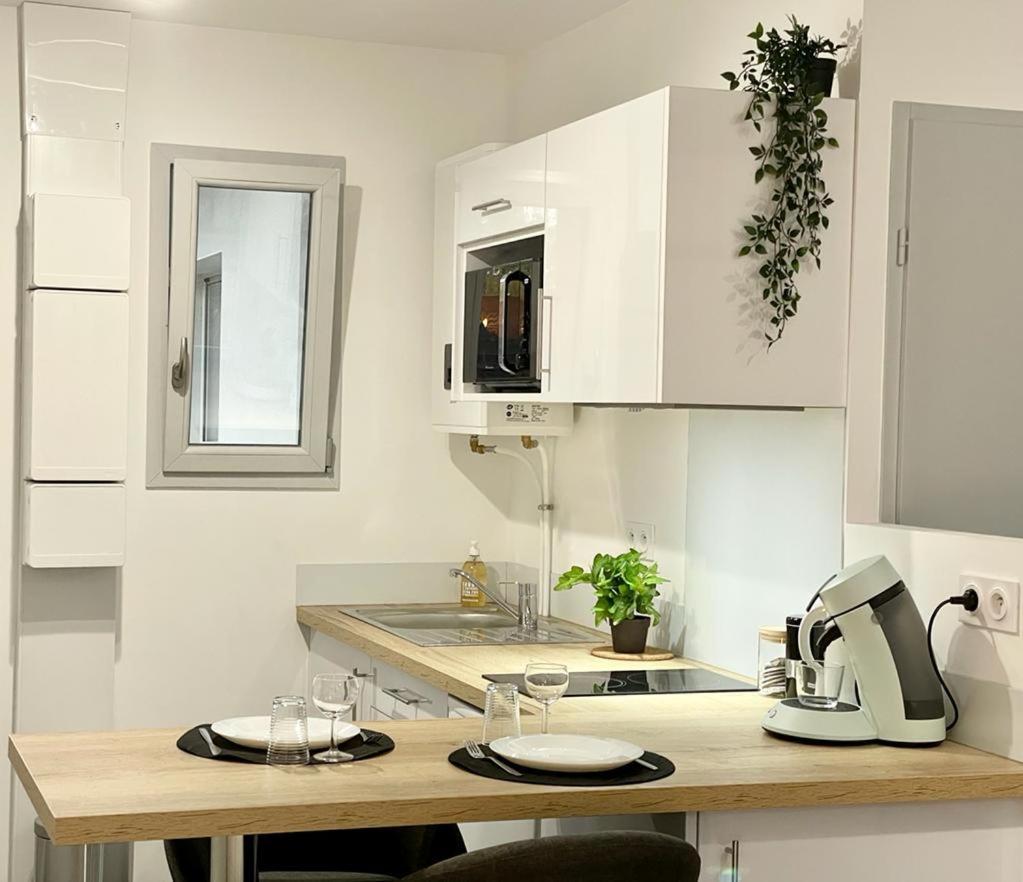 Апартаменты Le Chic - Parking - Exterieur - Fibre - Calme Мон-де-Марсан Экстерьер фото